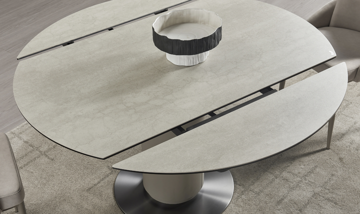 Jennifer Italia Togo Dining Set with 2 Extendable Leaf Table