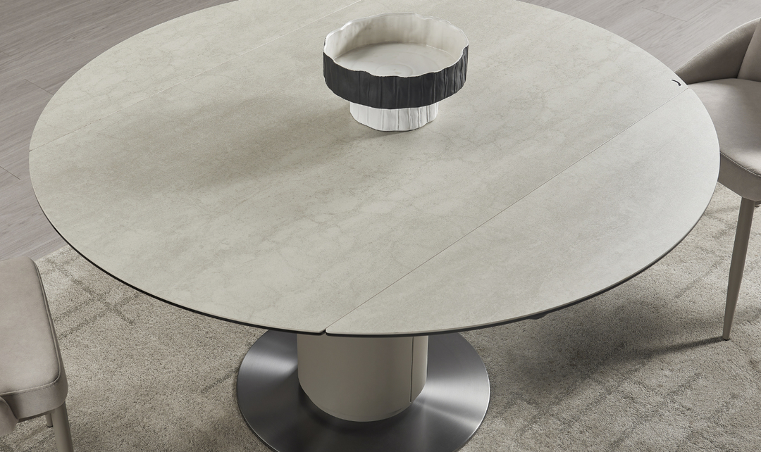 Jennifer Italia Togo Dining Set with 2 Extendable Leaf Table