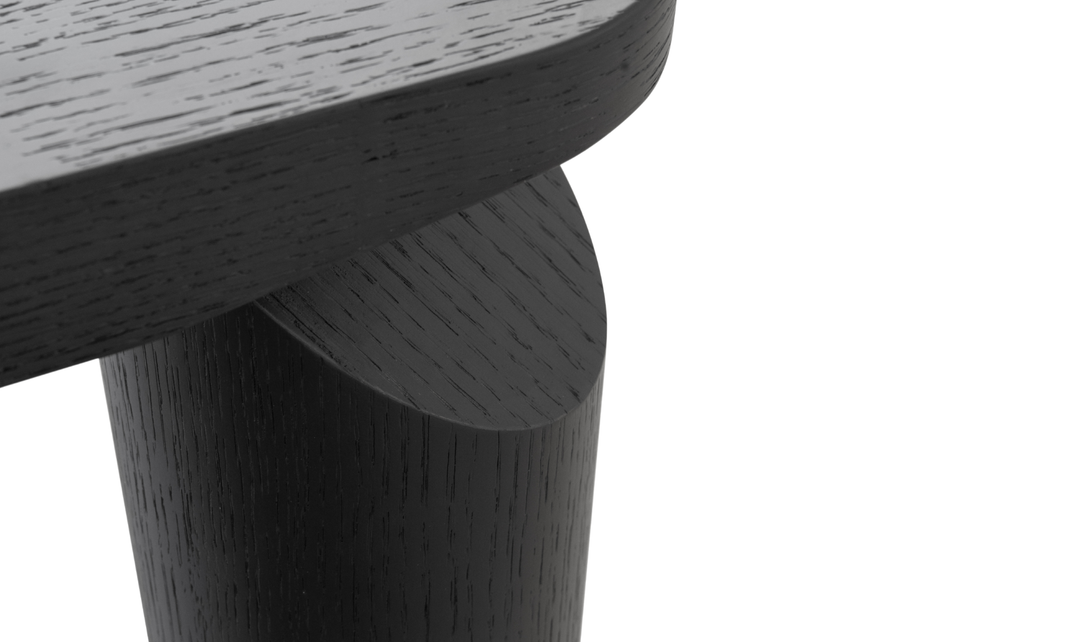 Klaussner LINEA Dining Table in Smoke Black