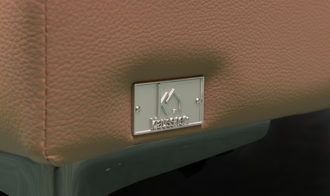 Klaussner Altavero Stationery Sofa With Deep Seating & Adjustable Headrest