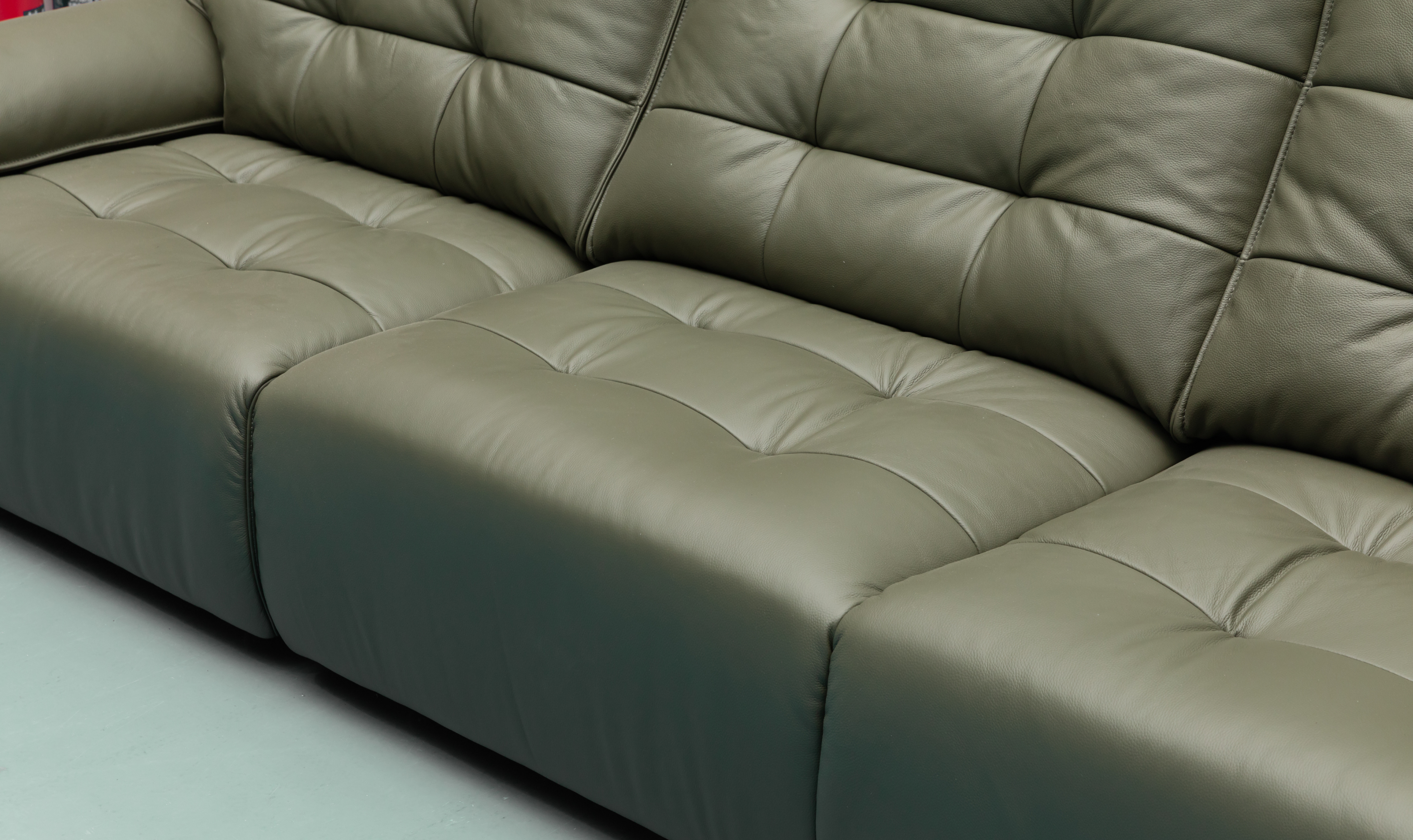 Klaussner Impulso Leather Power Sliding Sofa