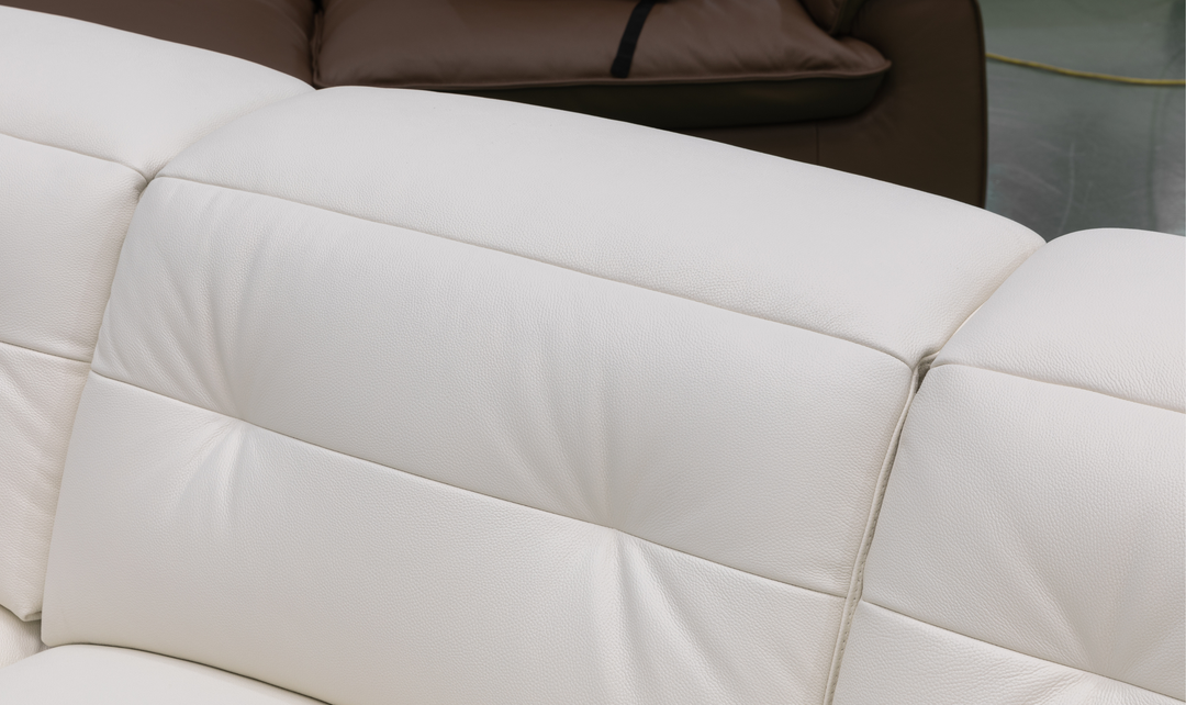 Klaussner Bravino Leather Motion Power Reclining Sofa with USB Ports
