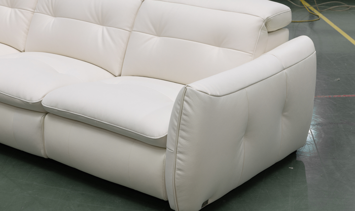 Klaussner Bravino Leather Motion Power Reclining Sofa with USB Ports