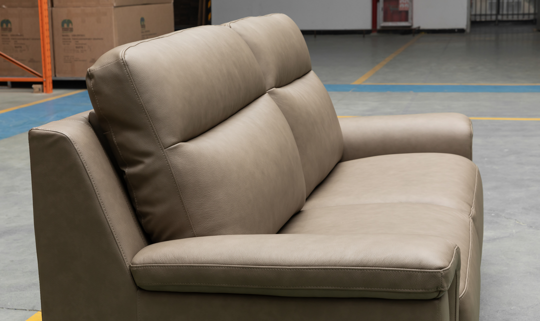 Klaussner Dakota Queen Sleeper Sofa