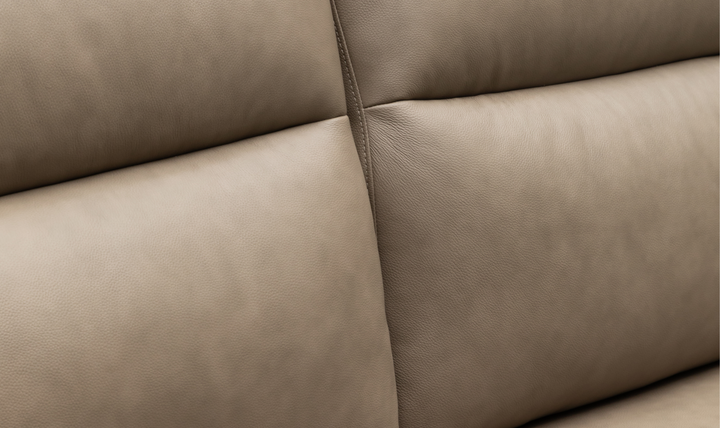 Klaussner Dakota Queen Sleeper Sofa