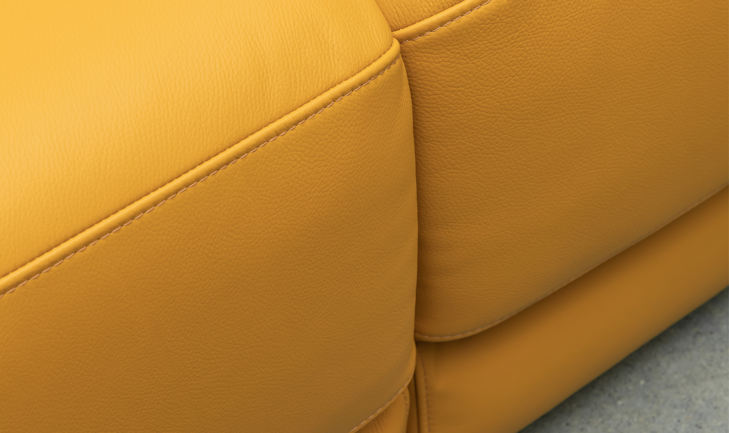 Klaussner Dakota Queen Sleeper Sofa