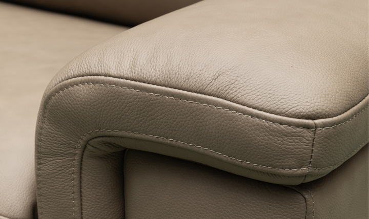 Klaussner Dakota Queen Sleeper Sofa-Jennifer Furniture