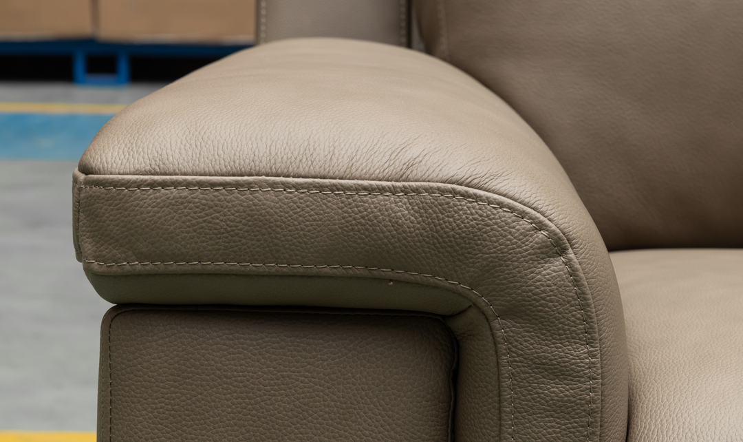 Klaussner Dakota Queen Sleeper Sofa