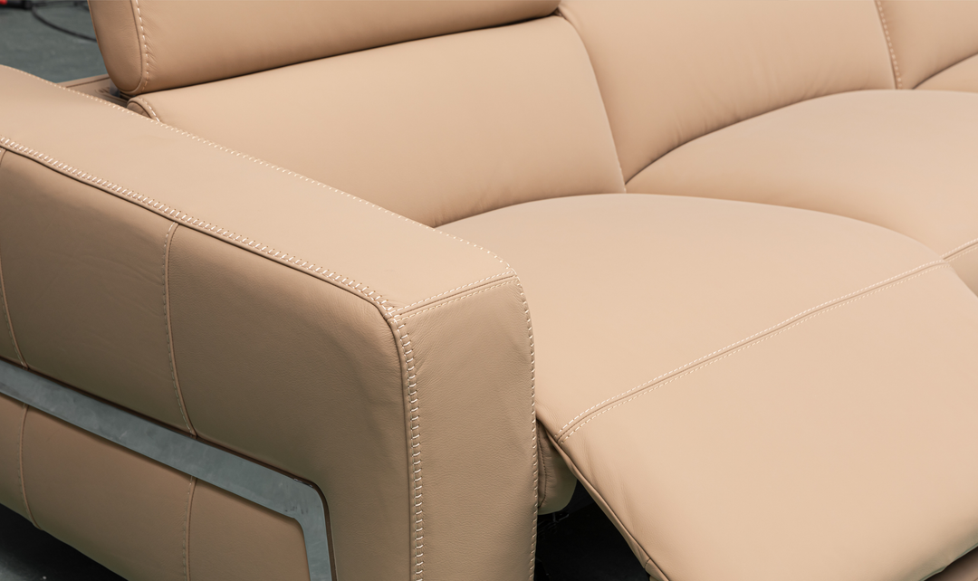 Klaussner Luca Leather Power Reclining Living Room Set in Camel