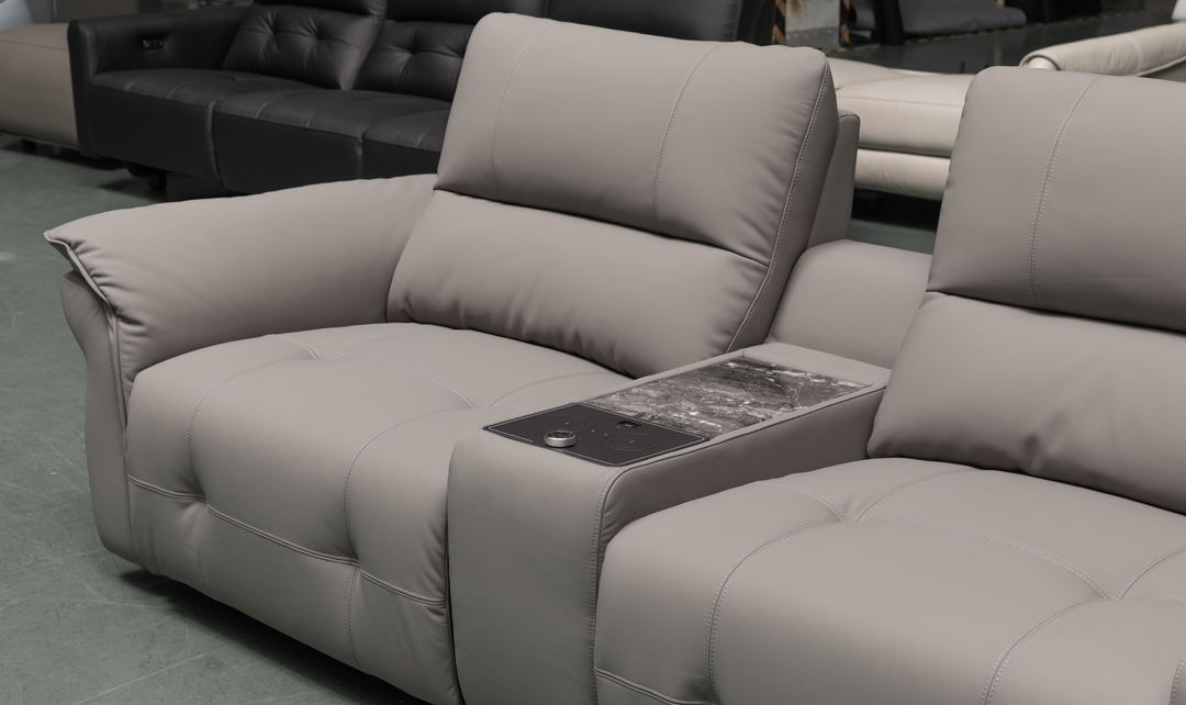 Klaussner Montello DOUBLE POWER RECLINING SOFA WITH 2 CONSOLES-jennifer Furniture
