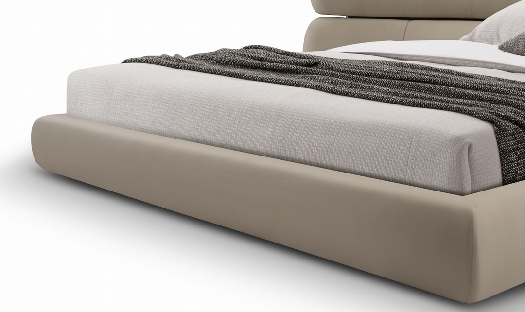 Klaussner Montessa King Bed