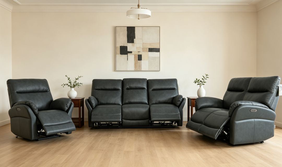 Klaussner Ravello Leather Reclining Living Room Set with USB Port