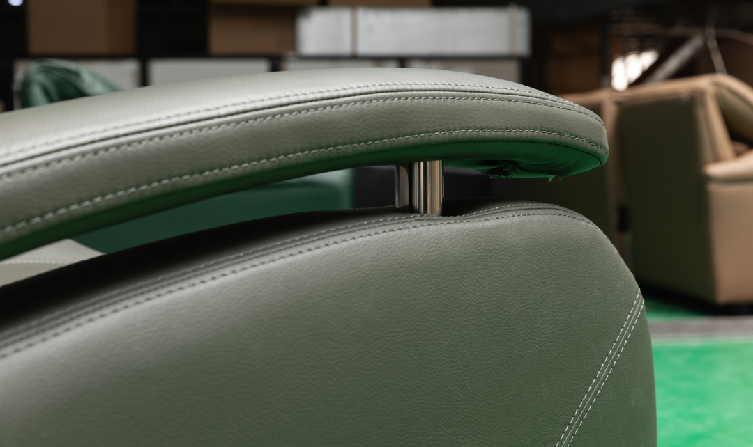 Klaussner Riposo Leather Recliner Chair - Jennifer Furniture