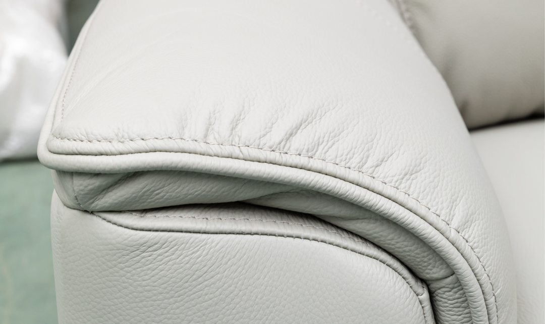 Klaussner Venezia High Quality White Leather Manual Recliner Chair