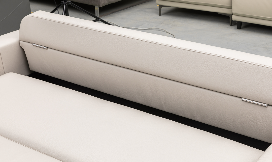 Klaussner Wigan Leather Sleeper Sofa