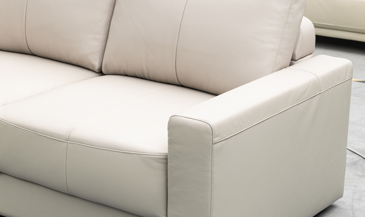 Klaussner Wigan Leather Sleeper Sofa