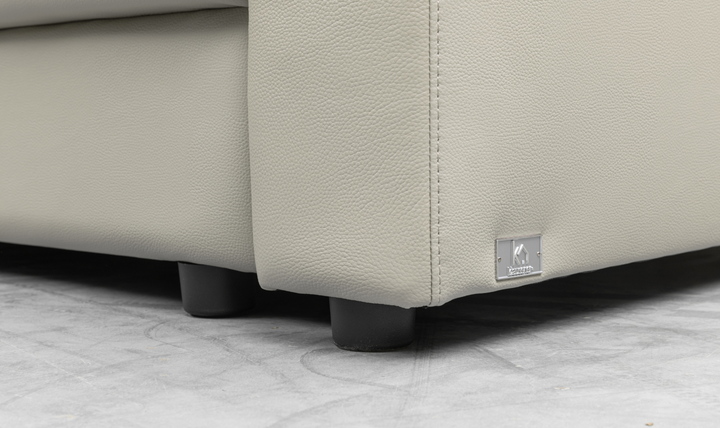 Klaussner Wigan Leather Sleeper Sofa