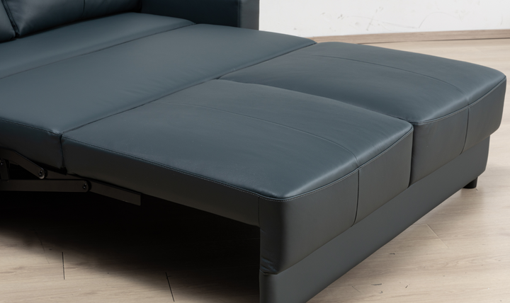 Klaussner Wigan Leather Sleeper Sofa-Jennifer Furniture