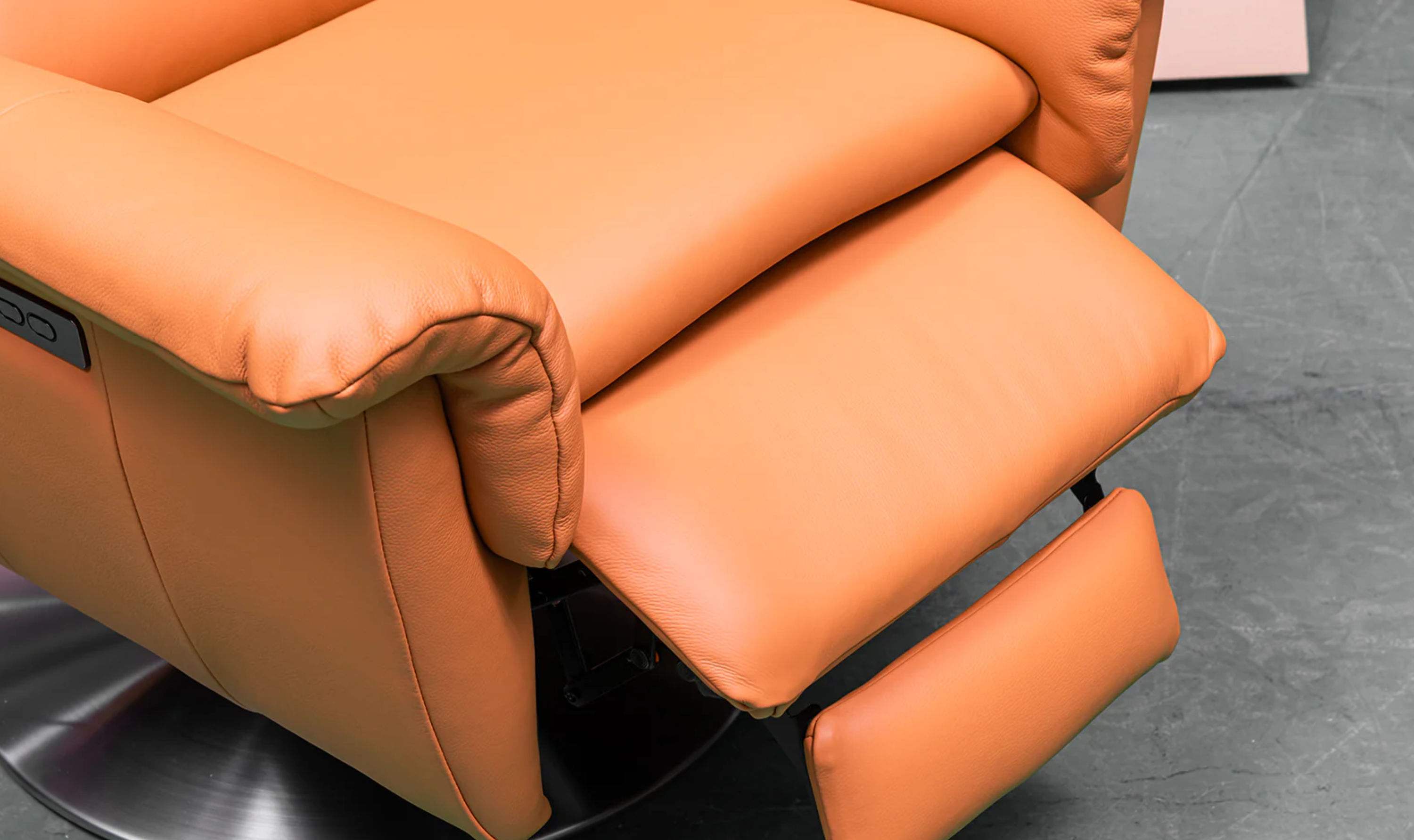 Klaussner Alessandro Double Power Recliner Leather Swivel Chair with Cushion Arms-Jennifer Furniture