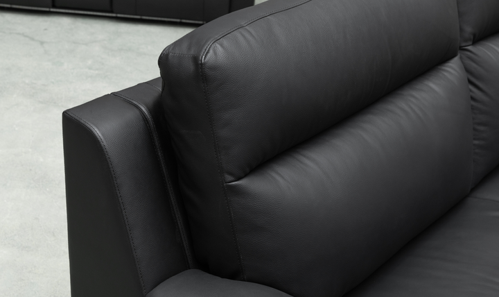 Klaussner Dakota Queen Sleeper Sofa