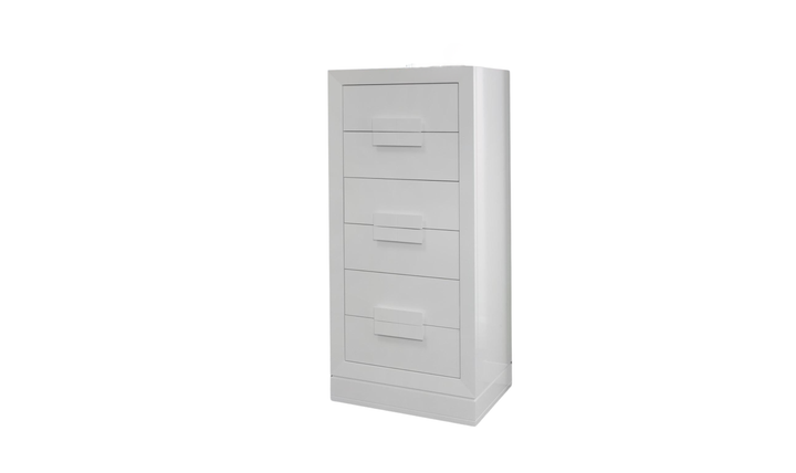Leonor Chest