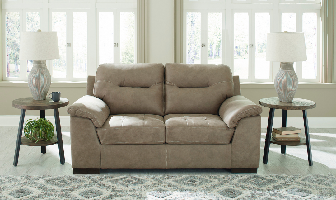 Modern Heritage Maderla 2-Pieces Tufted Living Room Set