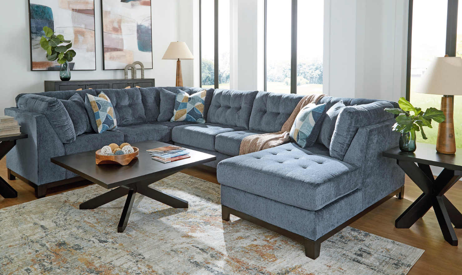 Modern Heritage Maxon Place 3-Piece Sectional with Chaise