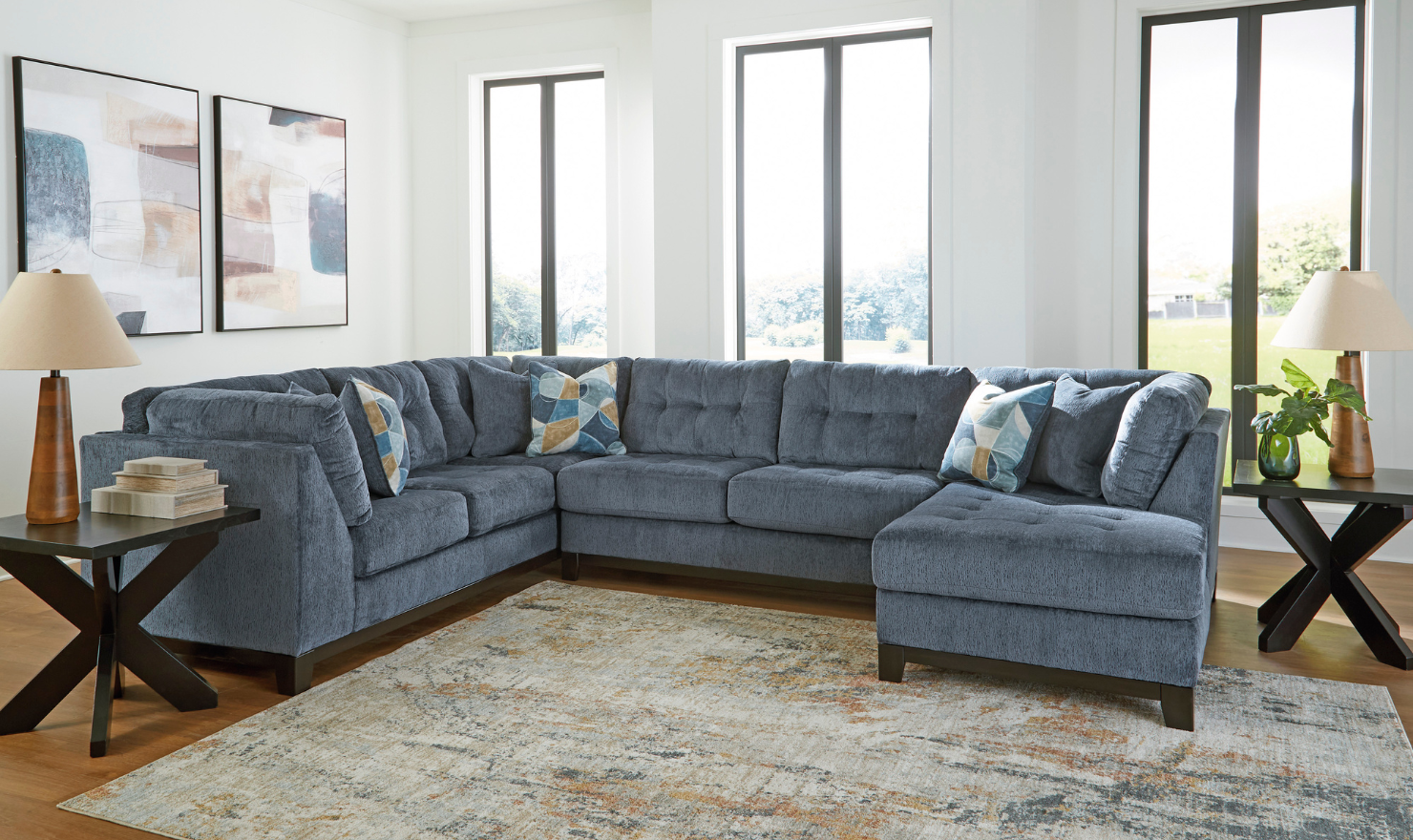 Modern Heritage Maxon Place 3-Piece Sectional with Chaise