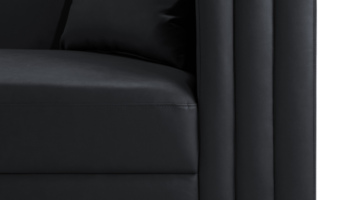 Meridian Furniture Everett Vegan Leather Upholstered Loveseat Sofa