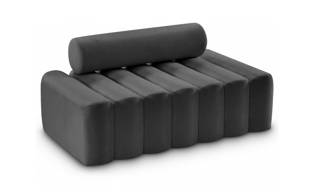 Meridian Furniture Melody 2-Seater Tufted Velvet Upholstered Loveseat