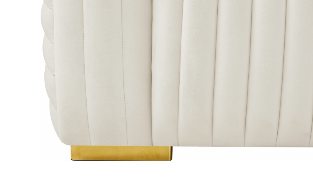 Meridian Furniture Ravish Velvet Upholstered Loveseats