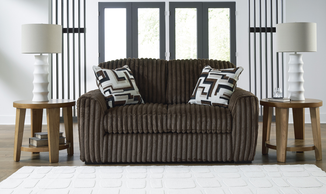 Modern Heritage Midnight-Madness Fabric Loveseat - Jennifer Furniture