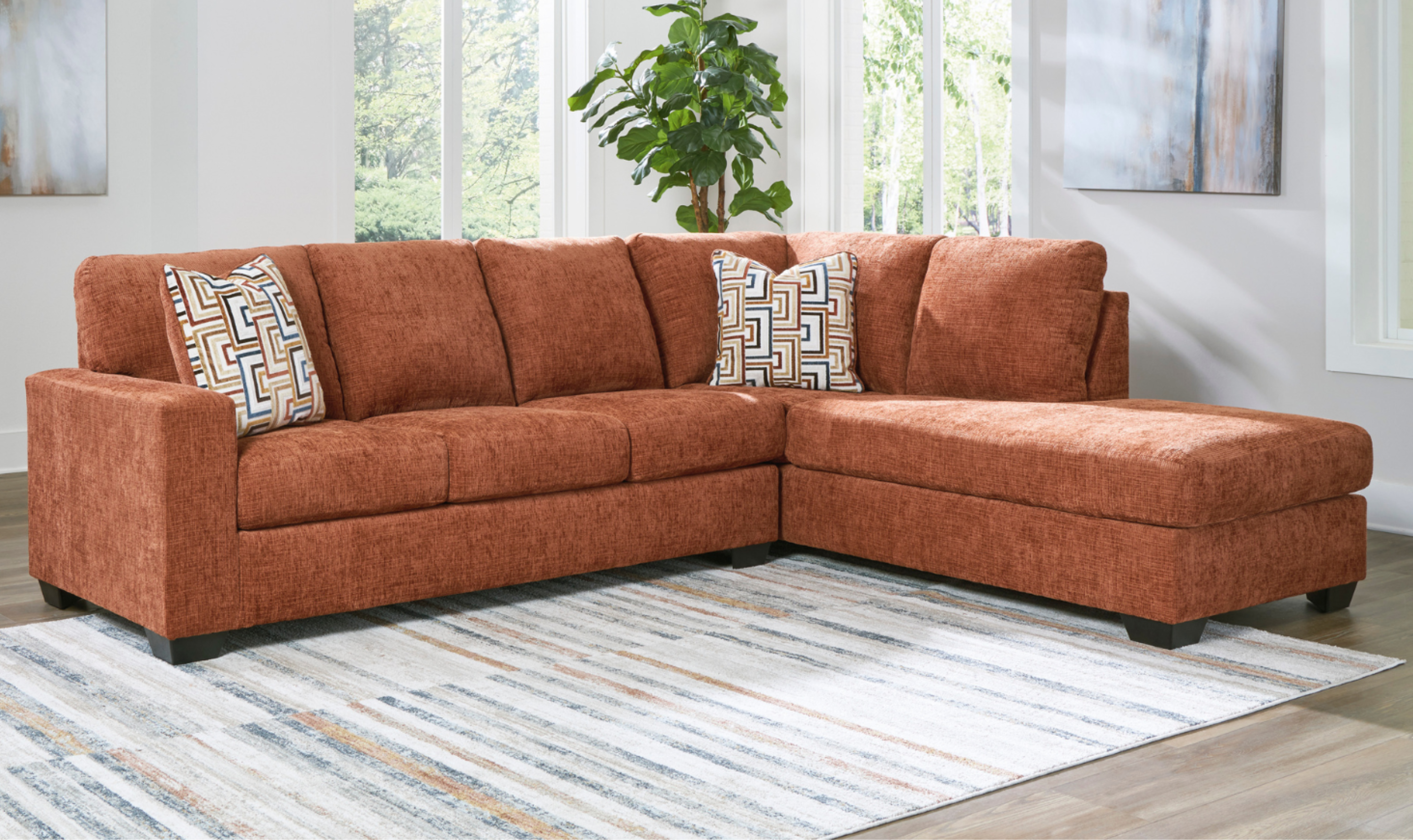 Modern Heritage Aviemore 2-Piece Fabric Sectional Sofa Chaise-Jennifer Furniture