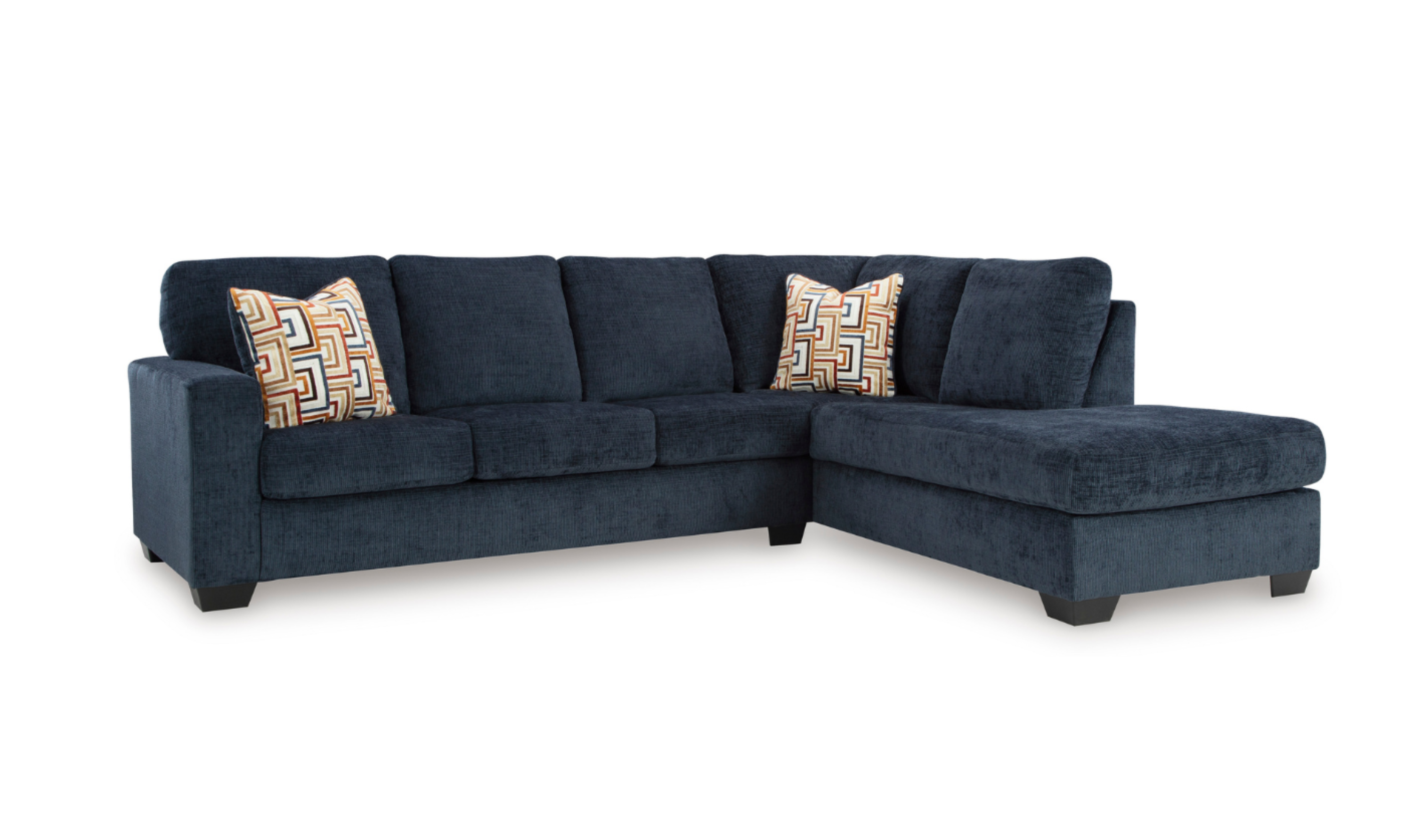 Modern Heritage Aviemore 2-Piece Fabric Sectional Sofa Chaise