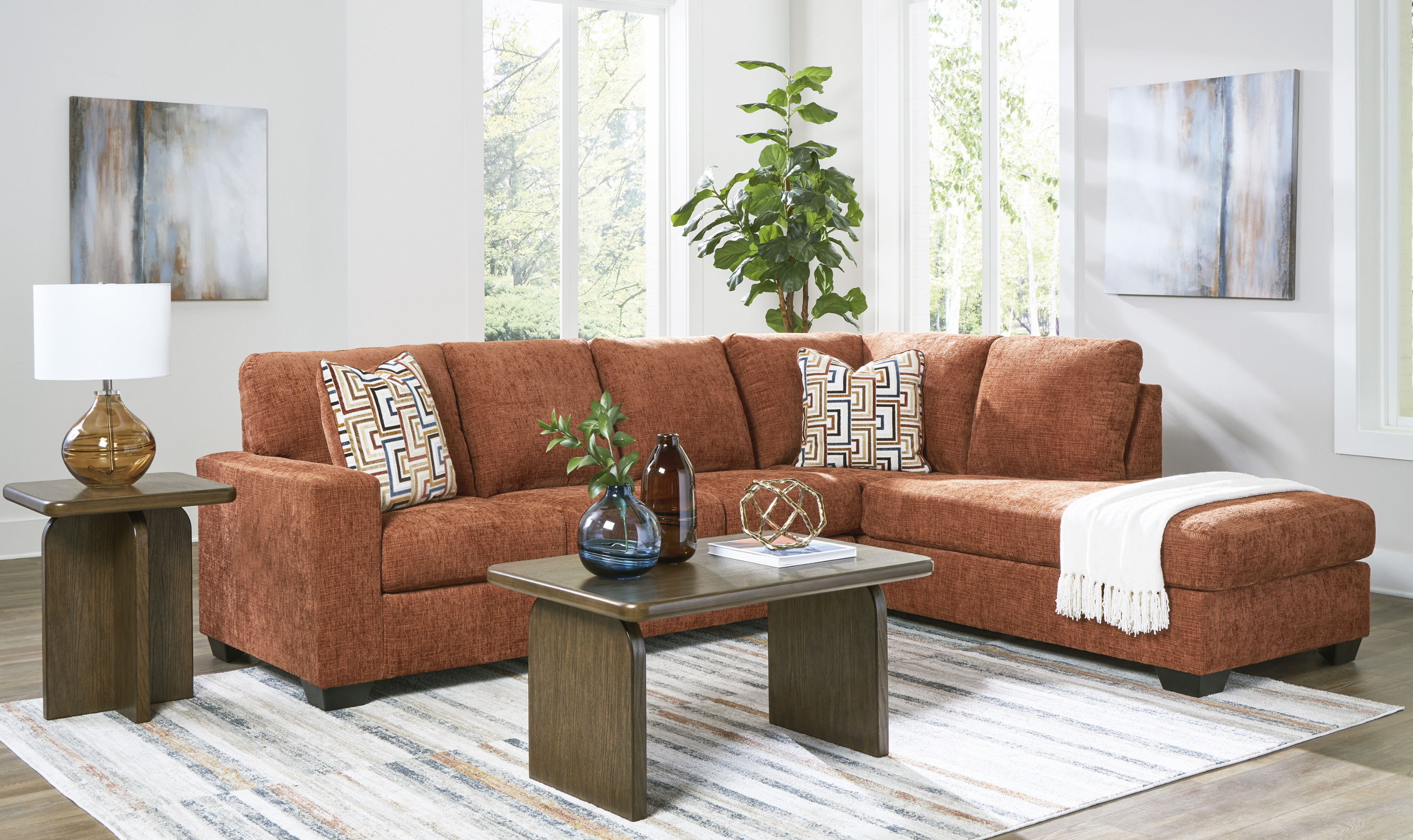 Modern Heritage Aviemore 2-Piece Fabric Sectional Sofa Chaise-Jennifer Furniture