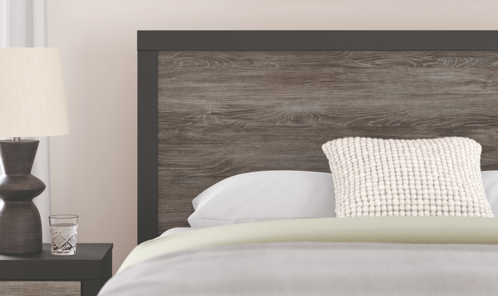 Modern Heritage Broachmyn Queen Panel Bed - Jennifer Furniture