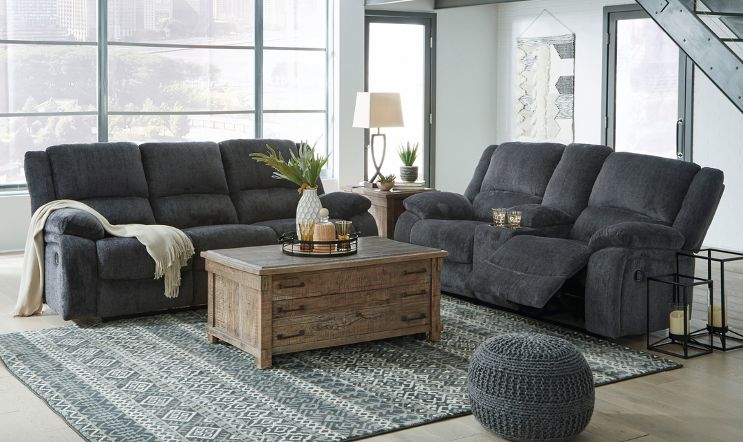 Modern Heritage Draycoll Manual Reclining Living Room Set