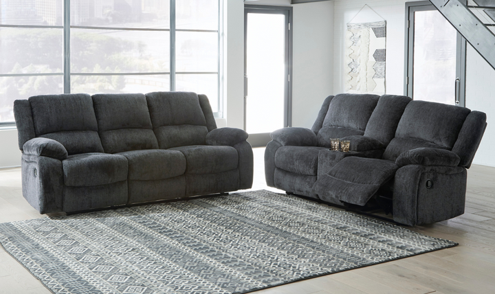 Modern Heritage Draycoll Manual Reclining Living Room Set