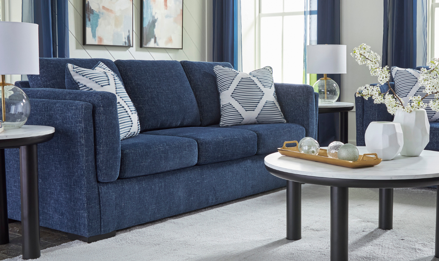 Modern Heritage Evansley Living Room Set-Jennifer Furniture