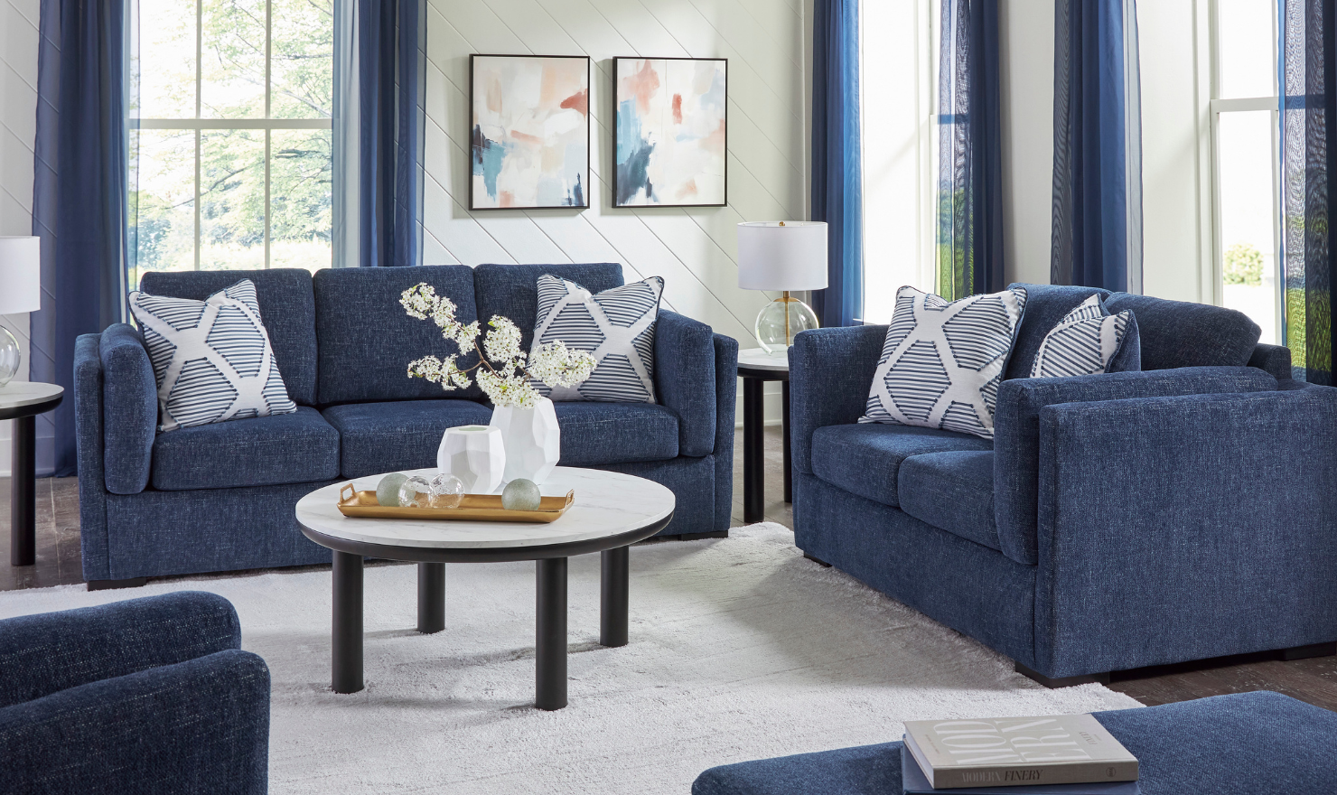 Modern Heritage Evansley Living Room Set-Jennifer Furniture