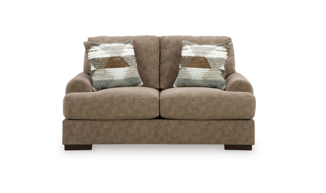 Modern Heritage Jayne Park Fabric Loveseat