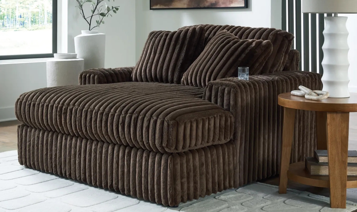 Modern Heritage Midnight-Madness Fabric Oversized Chaise with USB Port
