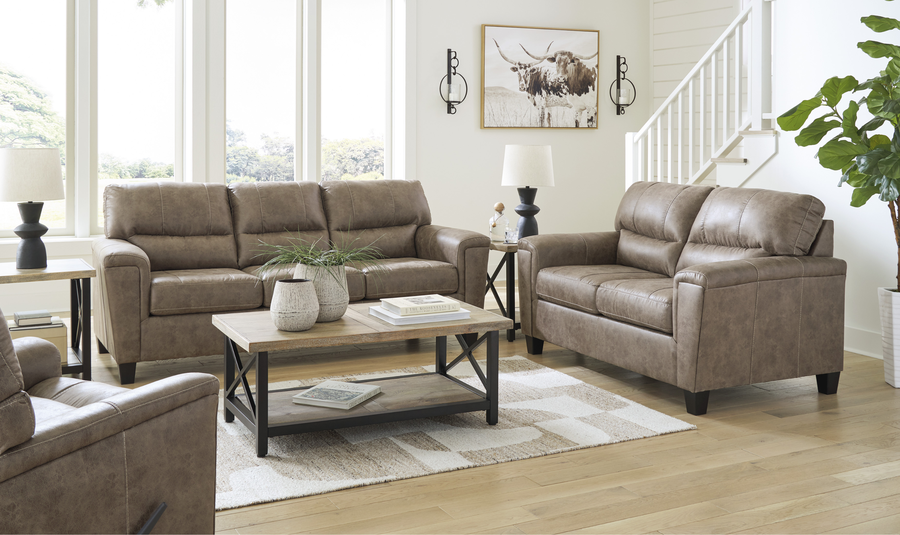 Modern Heritage Navi Living Room Set