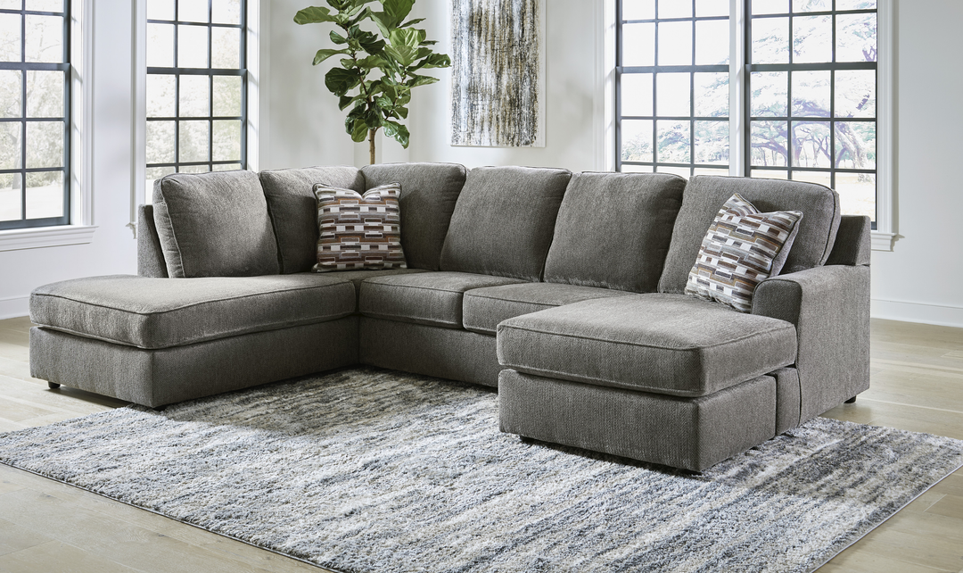 Modern Heritage O'Phannon U-Shape 2-Piece Sectional with Chaise