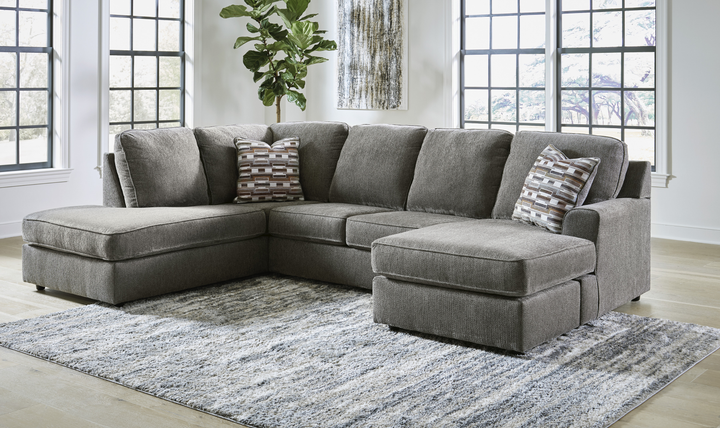 Modern Heritage O'Phannon U-Shape 2-Piece Sectional with Chaise