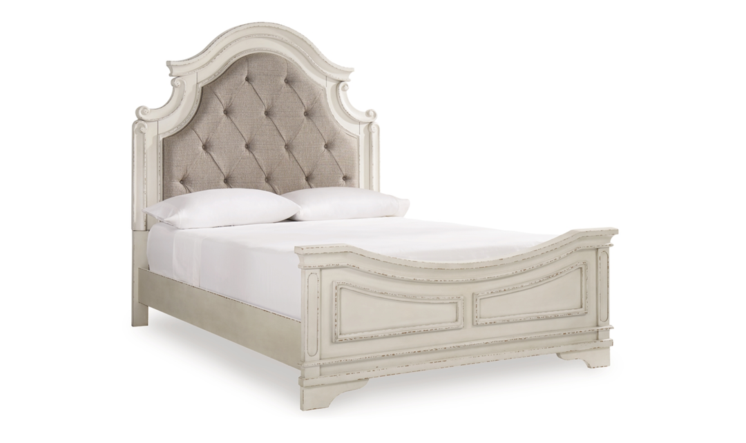 Modern Heritage Realyn Queen Upholstered Panel Bed-Jennifer Furniture