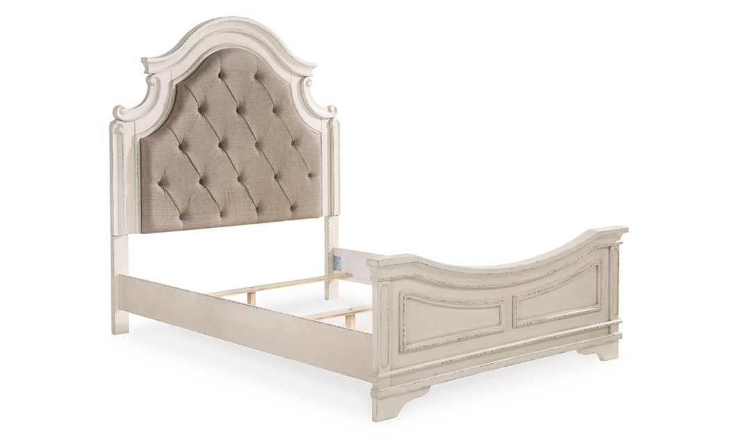 Modern Heritage Realyn Queen Upholstered Panel Bed-Jennifer Furniture