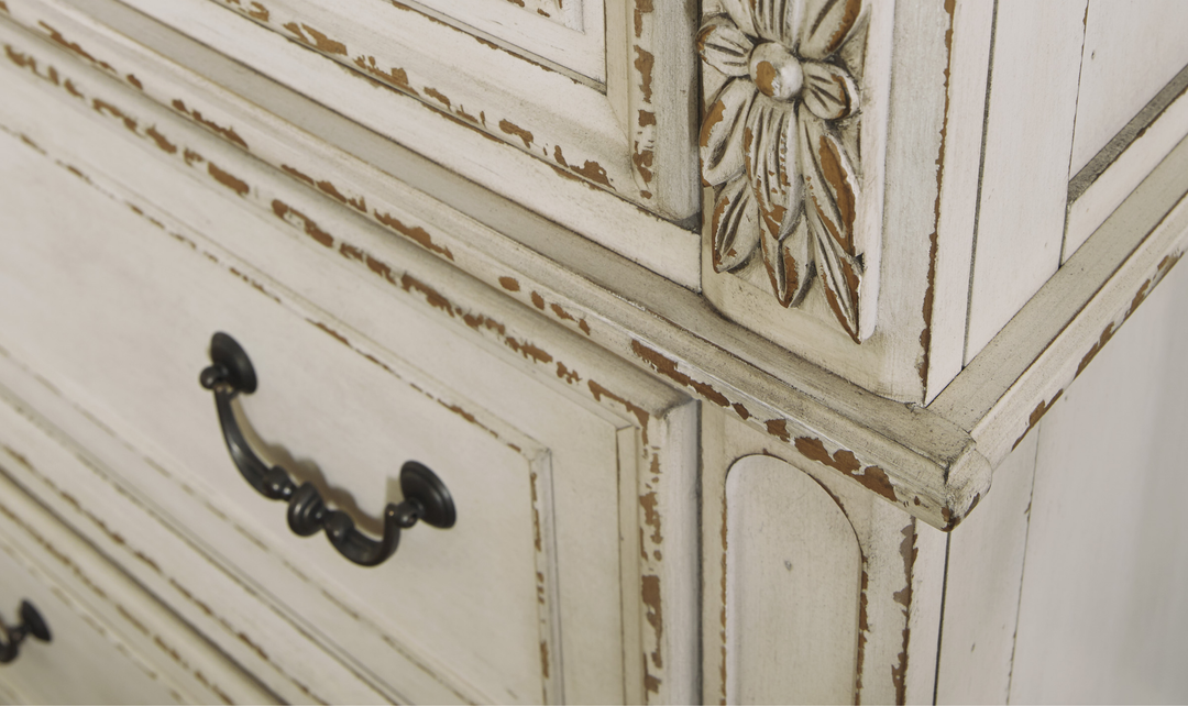 Modern Heritage Realyn Wooden Seven Drawers Dresser