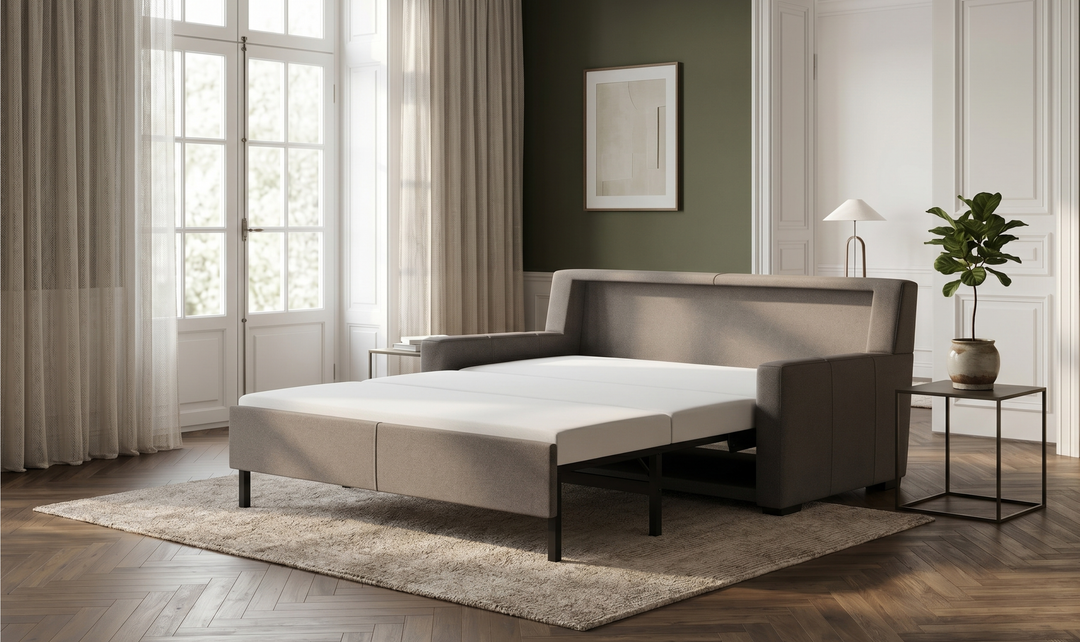 American Leather Comfort Sleeper Lyons With Track Arms