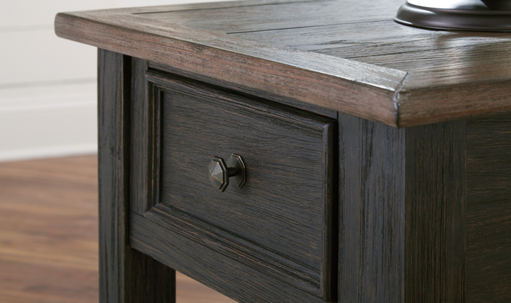 Modern Heritage Tyler Creek End Table with Drawer Storage